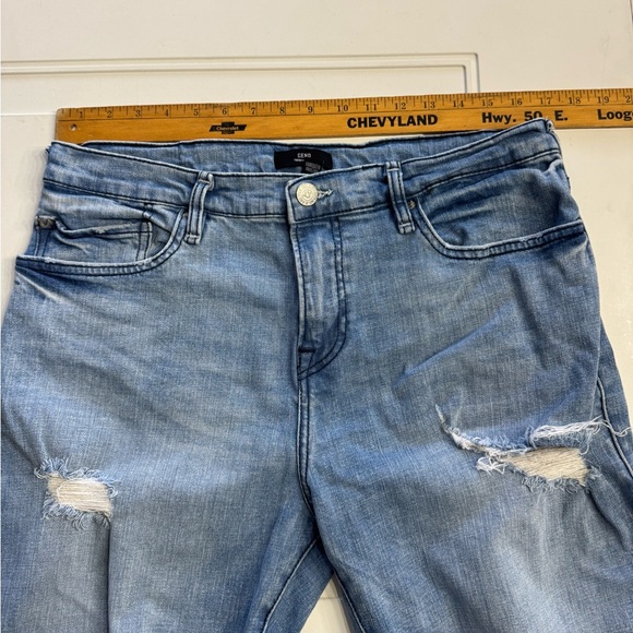 True Religion Mens Sz 32 Geno Relaxed Slim Fit Blue Denim Distressed Jean Shorts - Picture 5 of 6